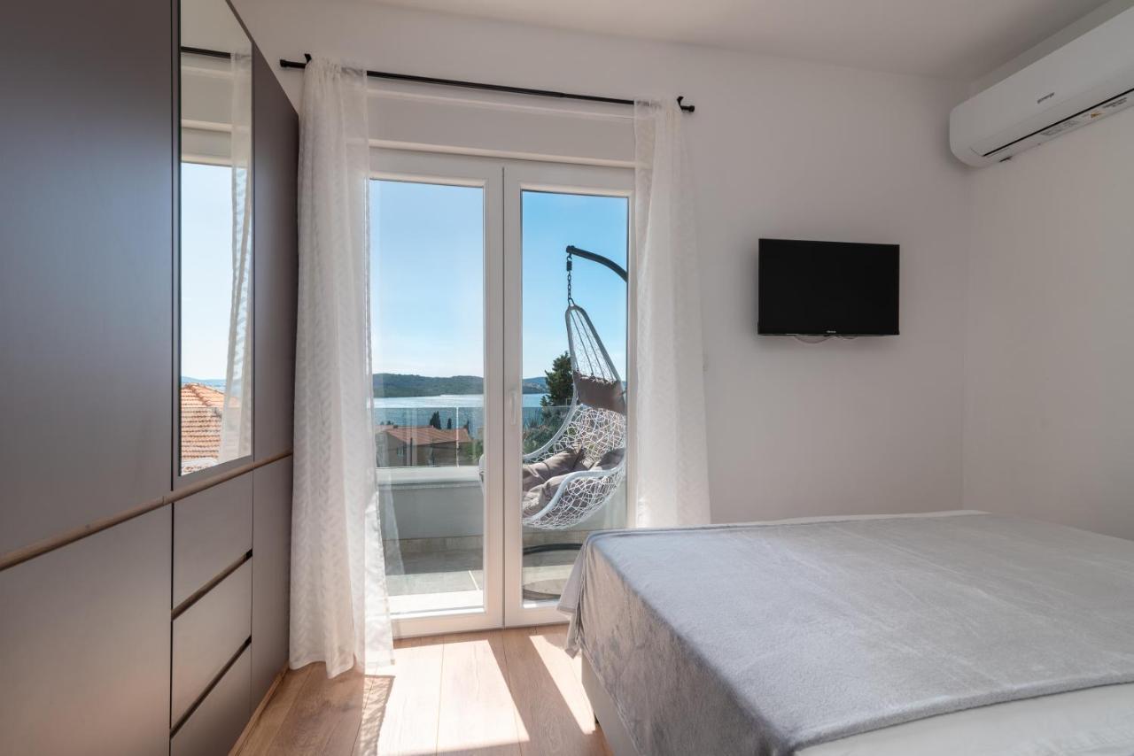 Villa Eight By Villa Kuzmanic Trogir Extérieur photo