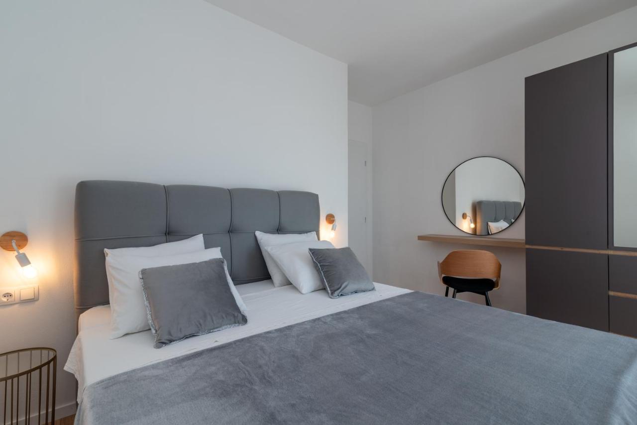 Villa Eight By Villa Kuzmanic Trogir Extérieur photo