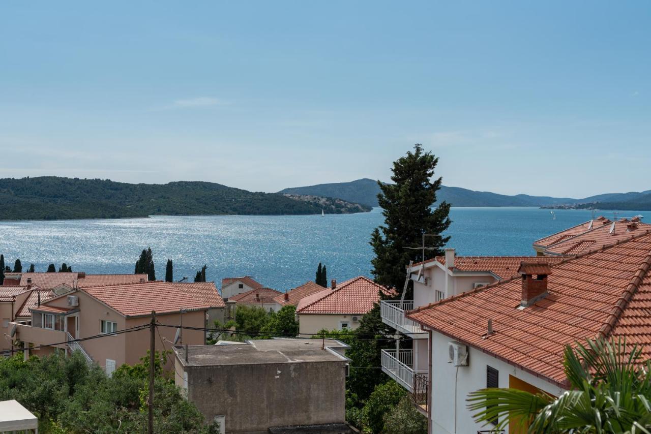 Villa Eight By Villa Kuzmanic Trogir Extérieur photo