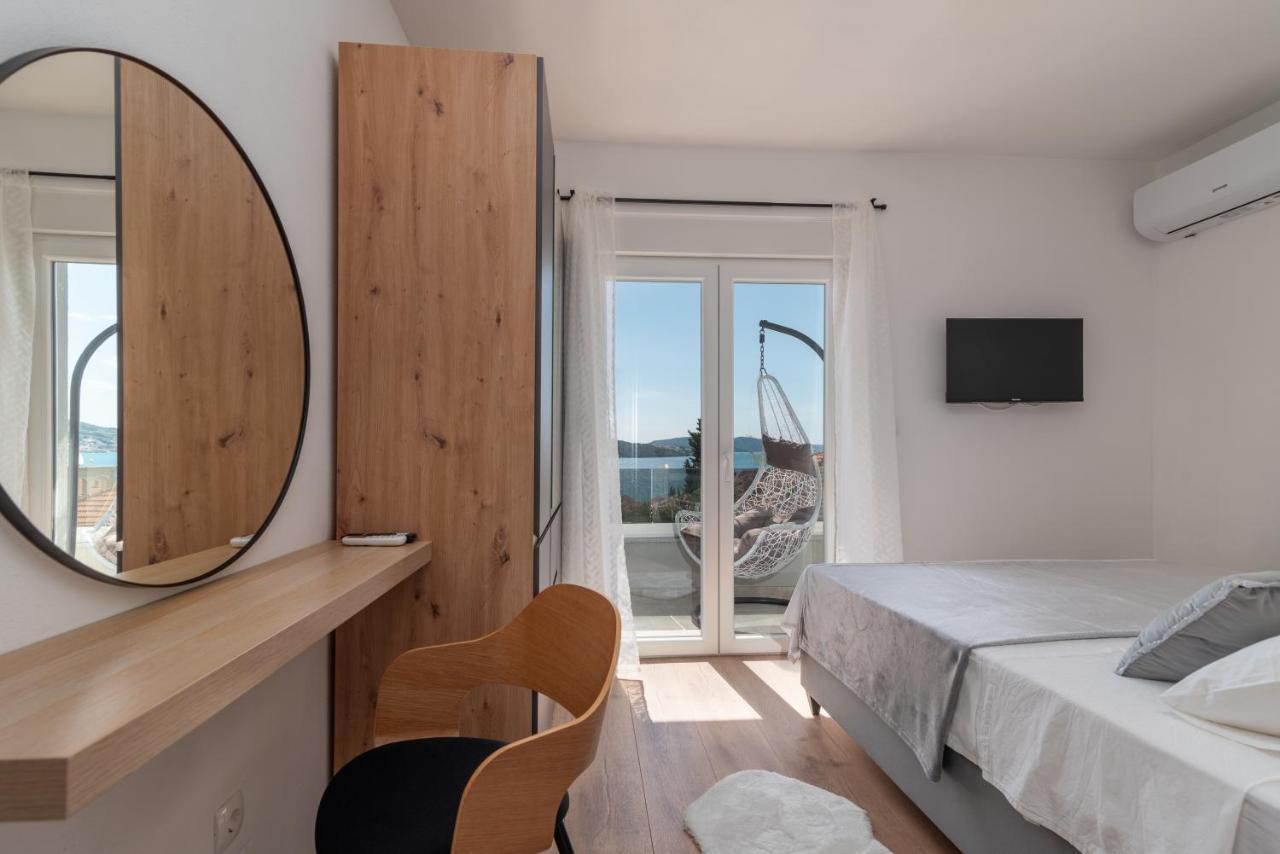 Villa Eight By Villa Kuzmanic Trogir Extérieur photo