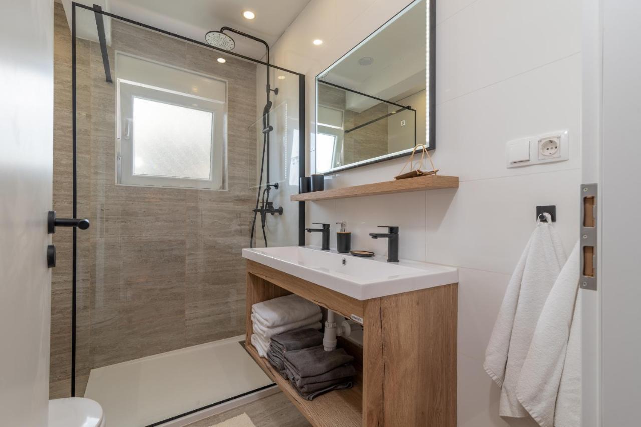 Villa Eight By Villa Kuzmanic Trogir Extérieur photo
